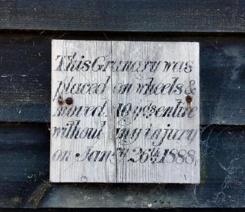 Old Sign on The G...