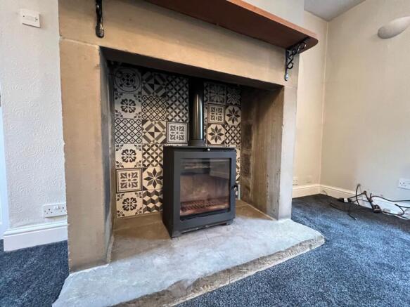 2 bed Semi-Detached Bungalow for sale Image 12