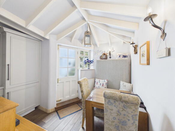 3 bed Terraced for sale Image 5
