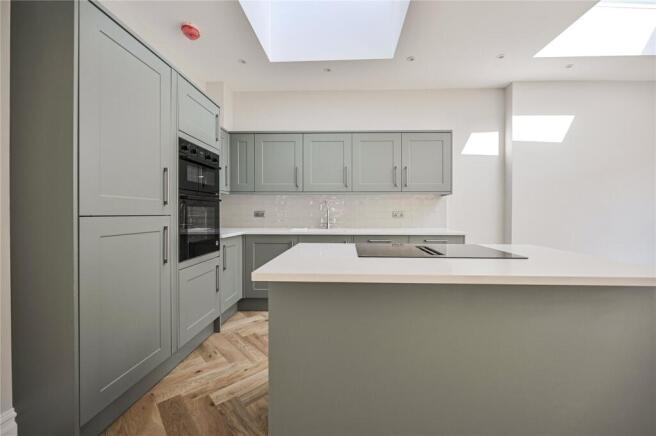 Brownlow Road, London, N11 photo 4