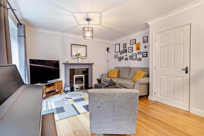 8667479-interior16-800.jpg