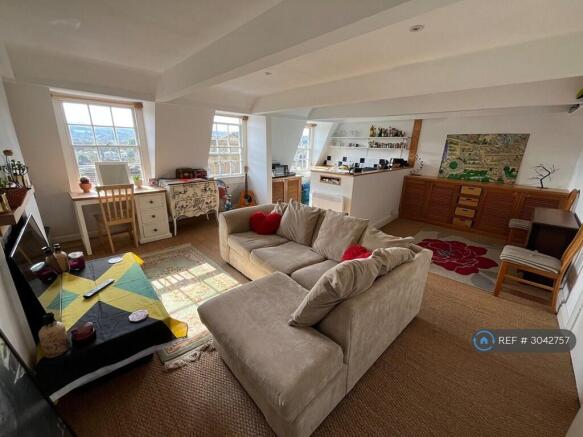 Full Of Natural Light With Beautiful Views