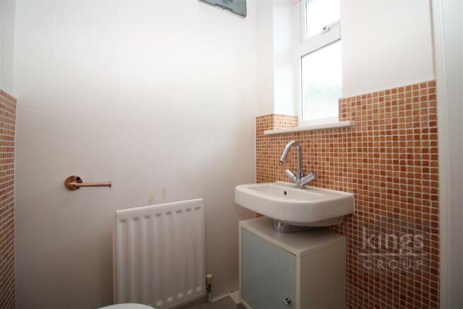 Downstairs Toilet.jpg