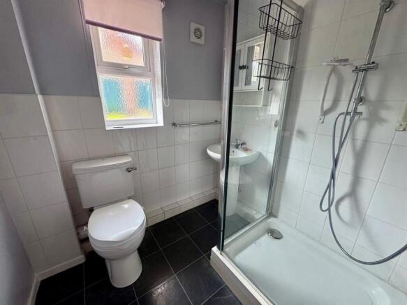 Shower room.jpg