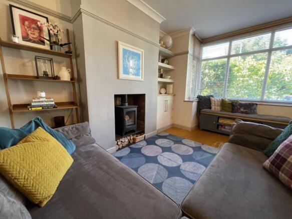 3 bed Semi-Detached for sale Image 3
