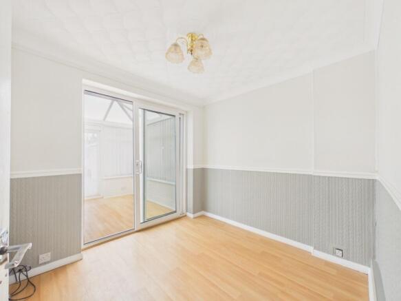 2 bed Semi-Detached Bungalow for sale Image 8