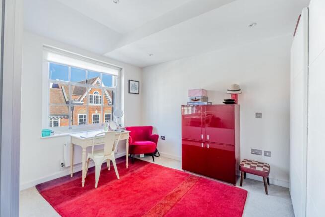 Chequer Court, 8 Chequer Street, St. Albans, Hertfordshire, AL1 – další