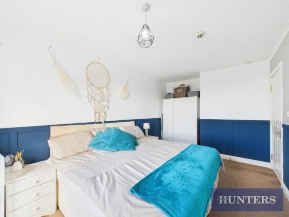 2 bed Flat for sale Image 7