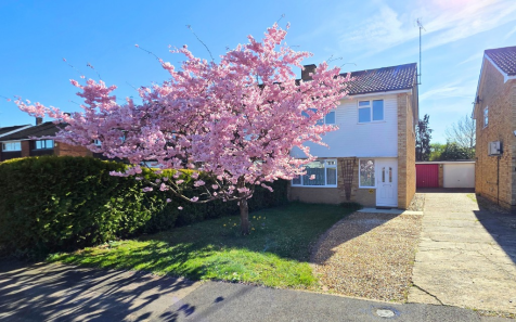 Vauxhall Drive, Woodley, Reading, Berkshire, RG5