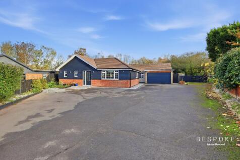 Bramston Close, Great Baddow, CM2