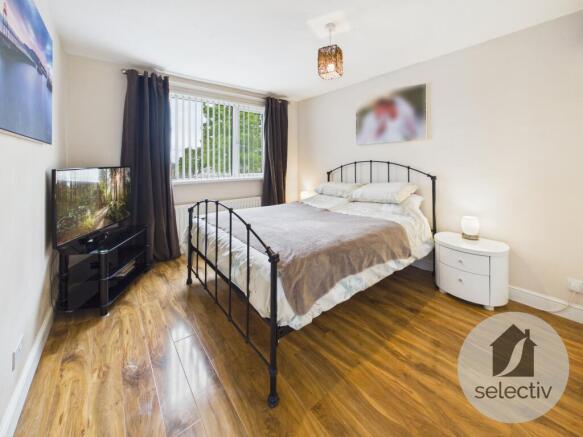 3 bed Semi-Detached for sale Image 9