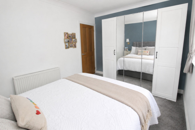 2 bed Semi-Detached for sale Image 11