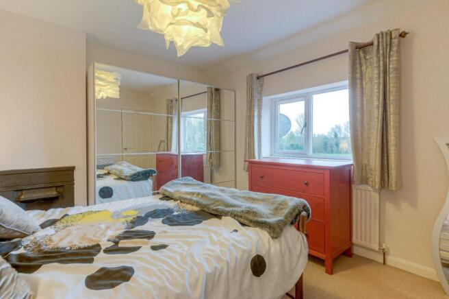 Bedroom 1.jpg