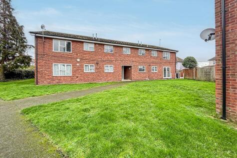 Milbourn Court, Middle Mead, Rochford