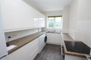 Flat 10, 4 Somerset Court, Wilbury Villas, Hove BN3 6GD