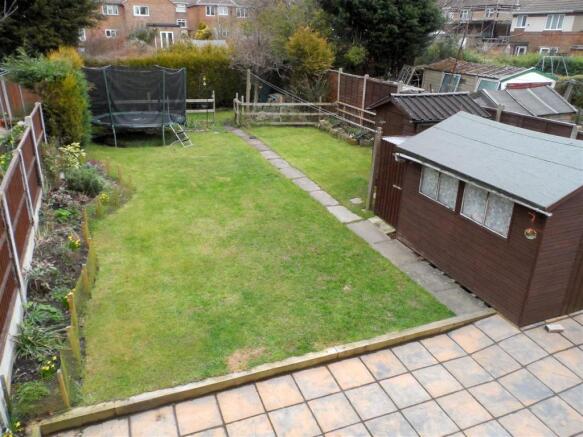 ENCLOSED REAR GARDEN