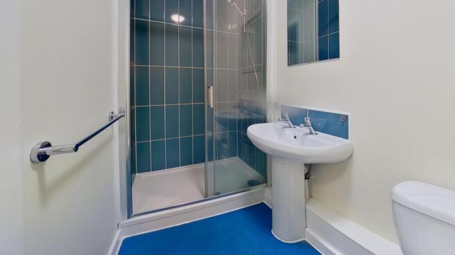 123-Avalon-Court-Bathroom