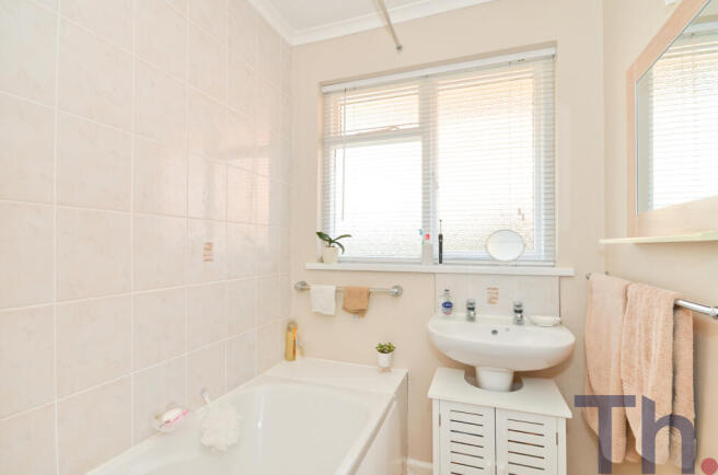 Bathroom.JPG