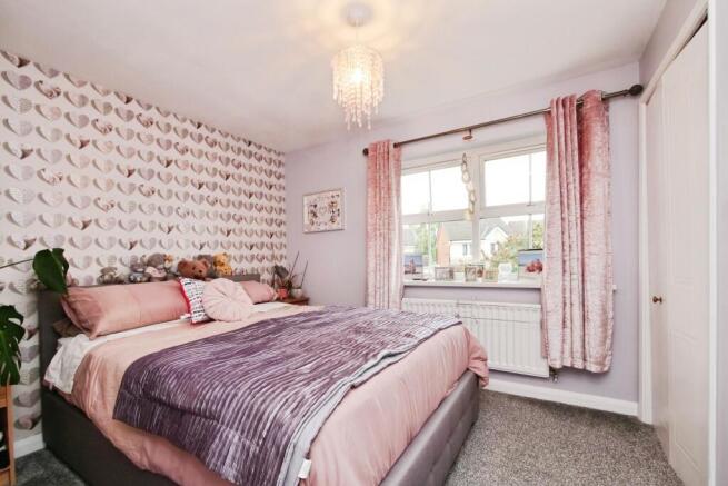 3 bed Semi-Detached for sale Image 11