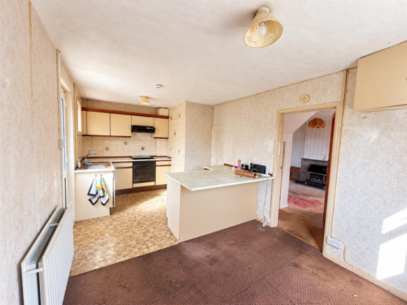 Chilton Close, Bridgwater photo 4