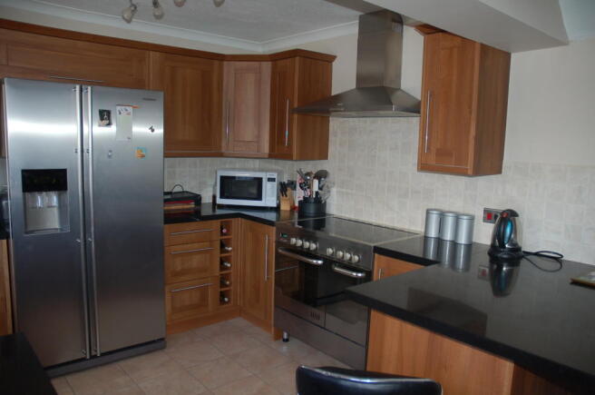 Fitted Kitchen