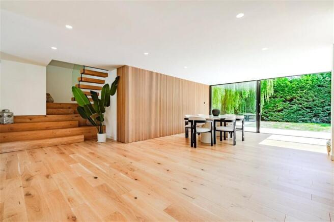 Entrance/Dining Room