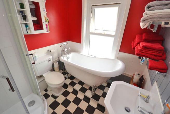 Bathroom (8).jpg