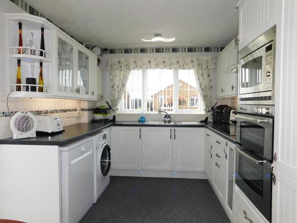 Kitchen 3