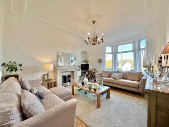Russell Drive, Dalry lounge pic