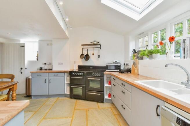 fde31904-901gt1p8...