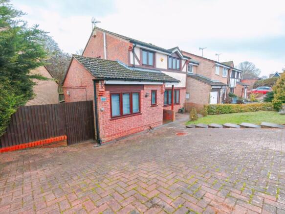 WhatsApp Image 2026-01-12 at 14.49.08