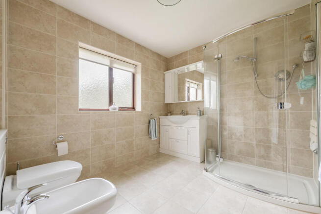 En Suite Shower R...