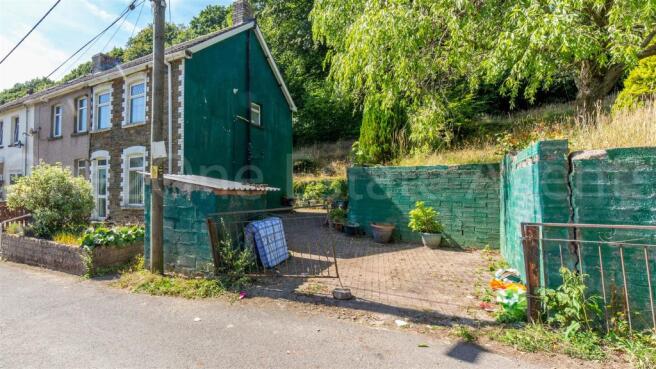4 Cwm Cottages-23.jpg