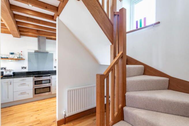 3 bed Semi-Detached for sale Image 8