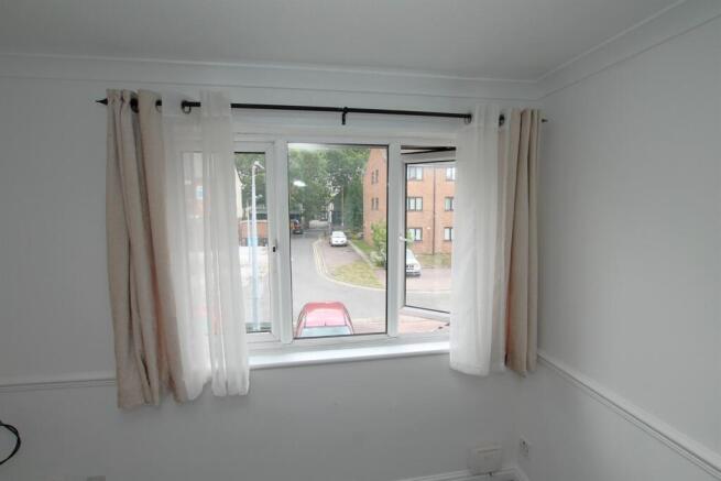 1 bed Flat to rent Image 7
