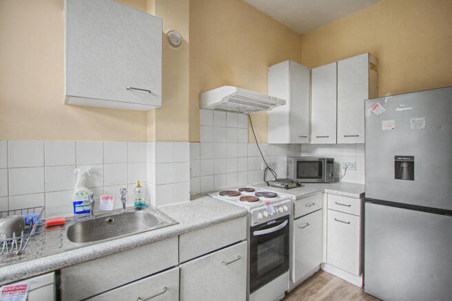 Flat B, 5 Minster Road, Cricklewood, London, NW2 3SD photo 5