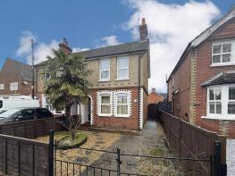 84, Frogmore Road, Blackwater, Camberley GU17 0DF