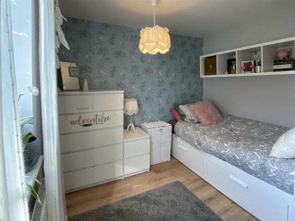 Bedroom one 2a.jpg