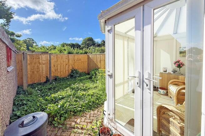 3 bed Semi-Detached for sale Image 12