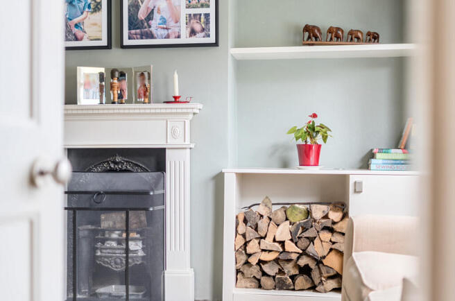 1369946-32-68f61d...