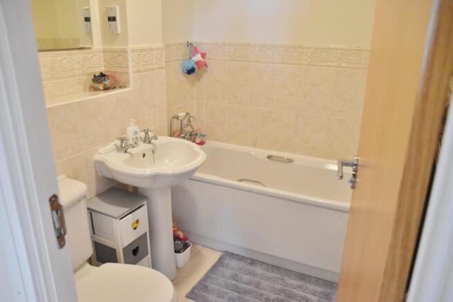 Photo 10