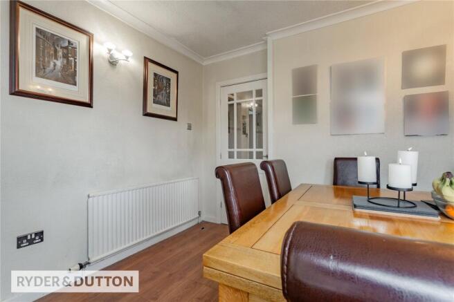 3 bed Semi-Detached Bungalow for sale Image 10