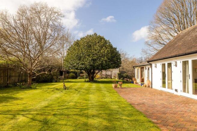 Loxwood Road, Alfold, Cranleigh photo 3