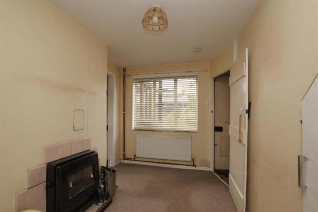 Cage Lane dining.JPG