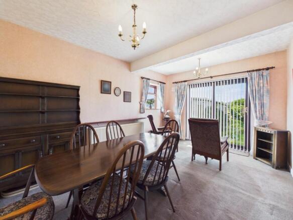 3 bed Semi-Detached Bungalow for sale Image 4