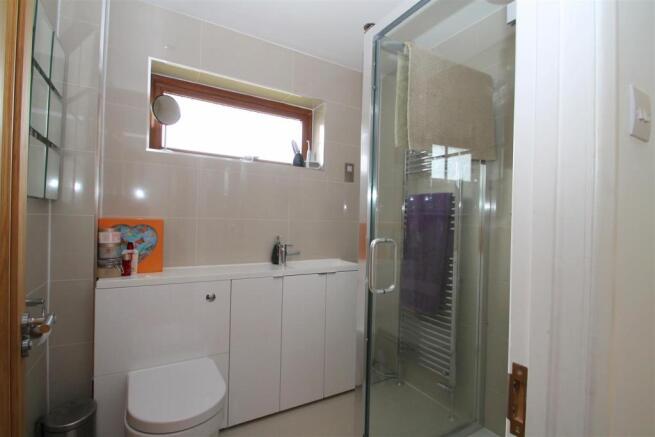 Shower Room.jpg