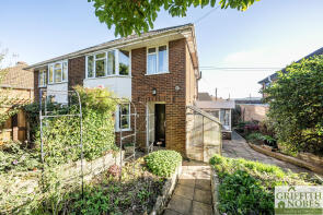 8, Elm Grove, Tilsdown, Dursley GL11 5RQ