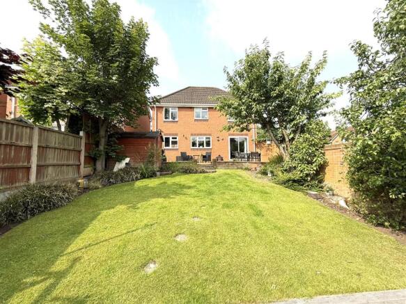 1 THORN CLOSE REAR.jpeg