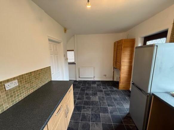 3 bed Town House to rent Image 5