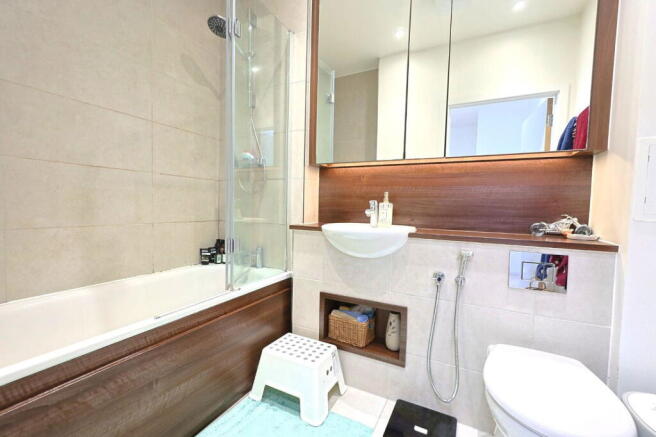 Photo 12